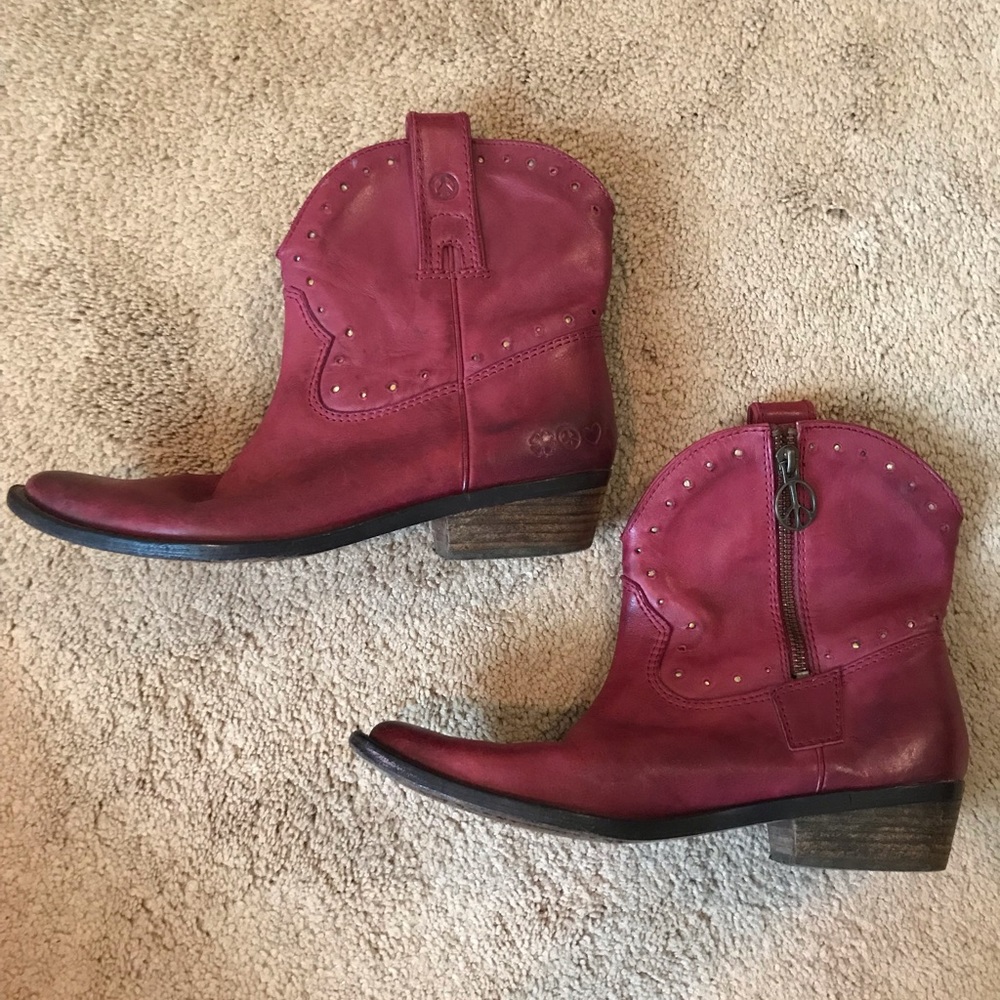 Lucky Red Ankle Cowboy Boots